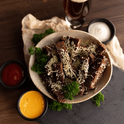 Бородинские гренки с пармезаном