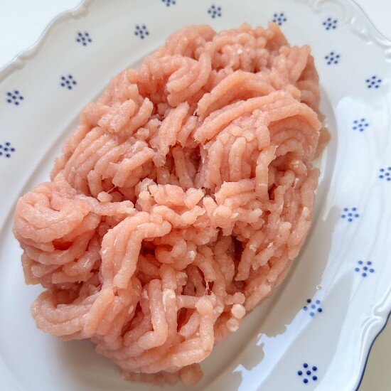 Фарш из фермерской индейки, охлаждённый.