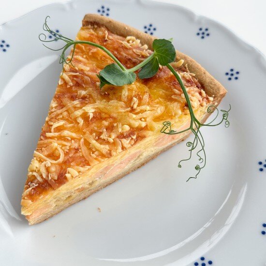 Киш с лососем 
(готовый продукт)