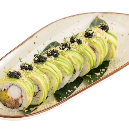 Ролл в авокадо с тамаго яки и креветкой