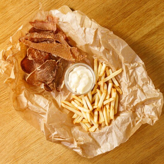 Мясные чипсы с картофелем фри