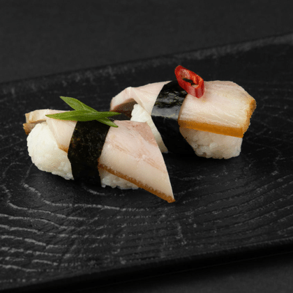Нигири со свининой грудинкой