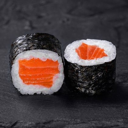 Хосомаки с форелью