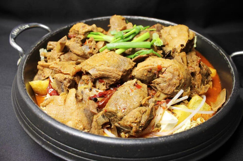 208 Тушеная пивная утка