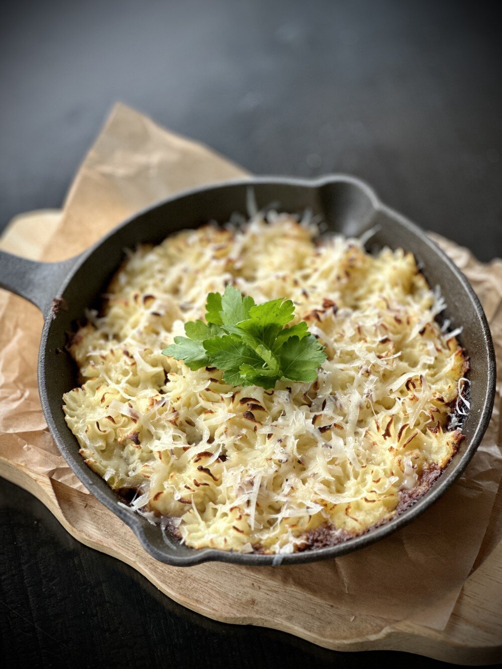 Охотничий пирог с мясом оленя