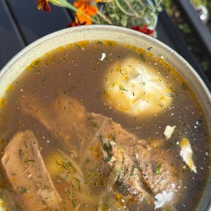 Царские щи с белыми грибами и свининой