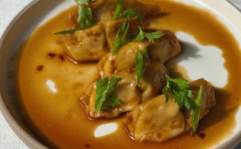 Жареные гёдза с азиатским соусом