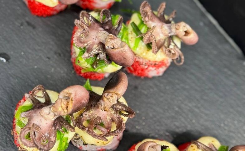 Ролл Запеченный Осьминог