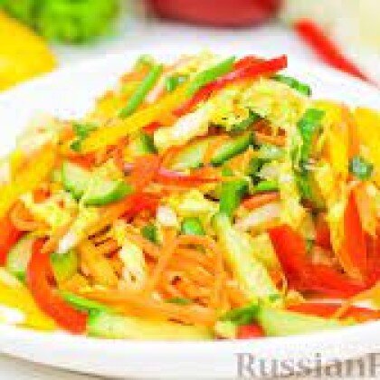 Салат Хрустящий с пекинской капустой огурцом и перцем