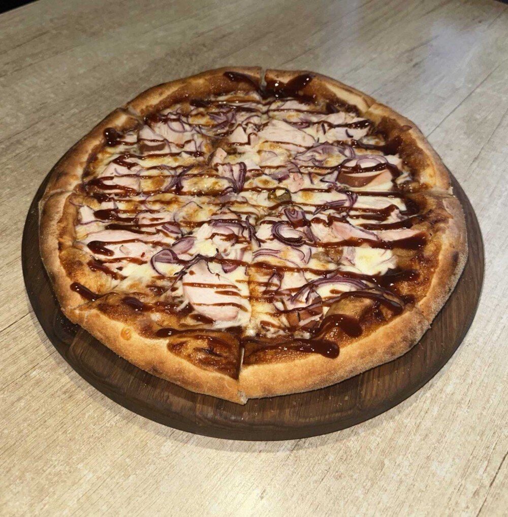 Пицца "Цыпленок-барбекю"