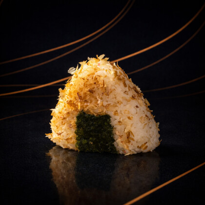 Онигири с креветкой