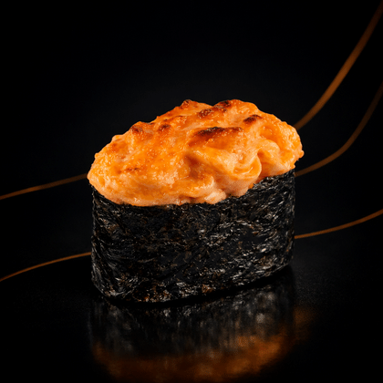 Гункан запеченный с кальмаром