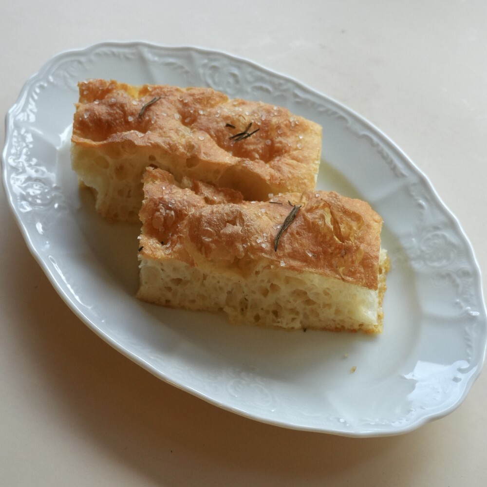 Фокачча с розмарином