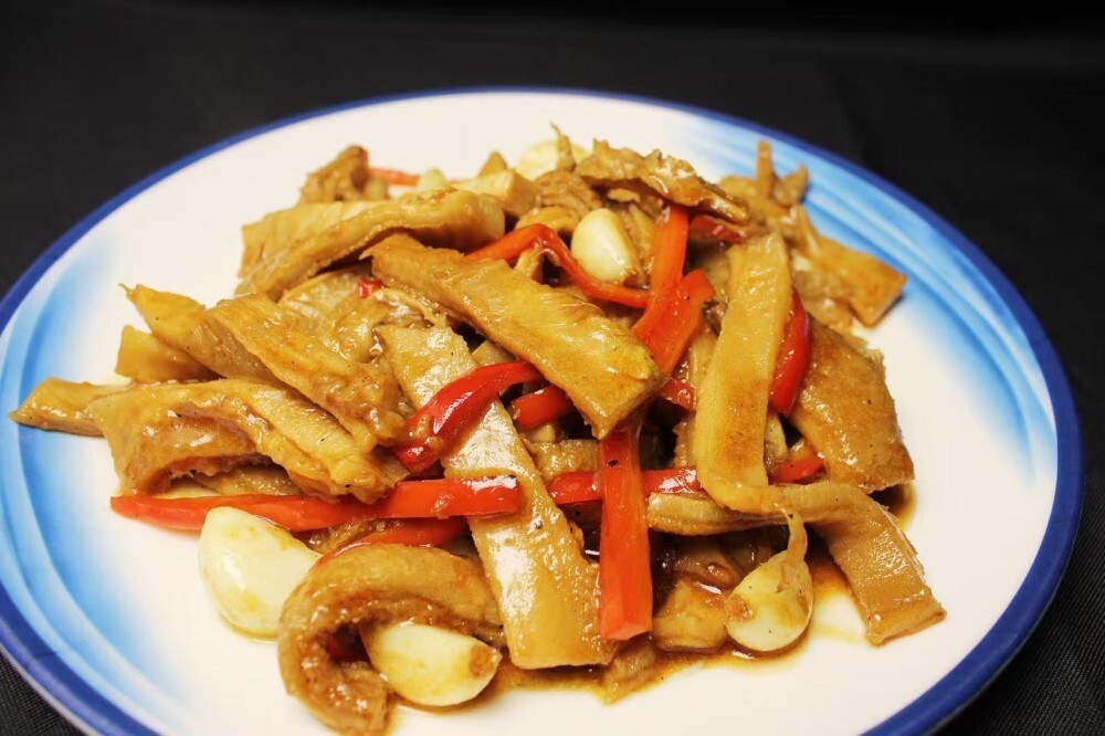 148 Жареный рубец с чесноком