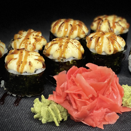 Запеченный ролл mini с копченым тунцом