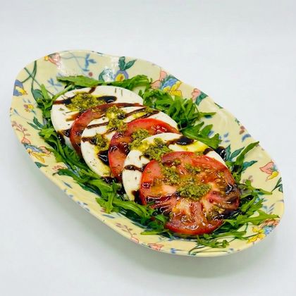 Салат Caprese / Капрезе