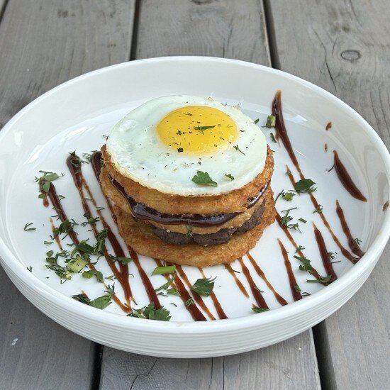 Драники с бифштексом