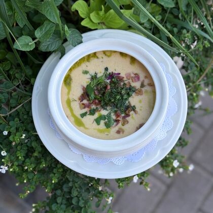 Вишисуаз с хрустящим беконом