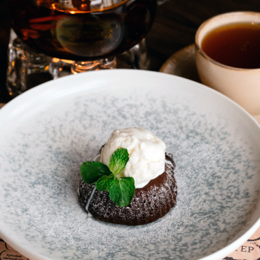 Шоколадный фондан с пломбиром