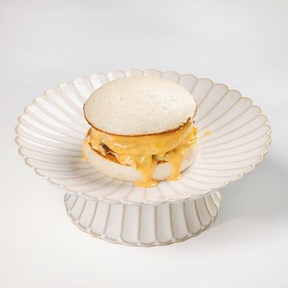 Бао с курицей и сладким чили