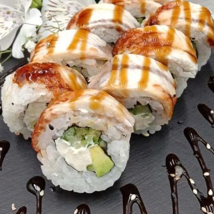 Ролл «Чёрный дракон»