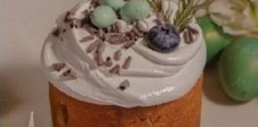 Пасхальный кулич с сухофруктами