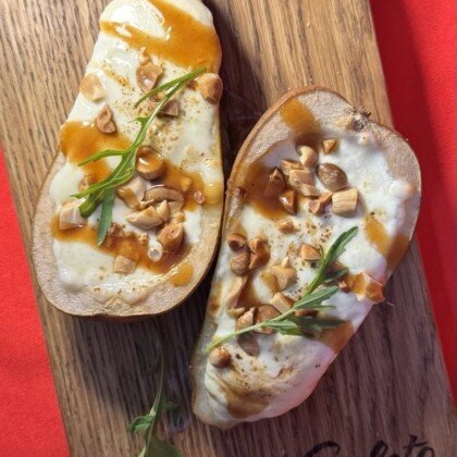 Pera con formaggio / запеченная груша с сыром