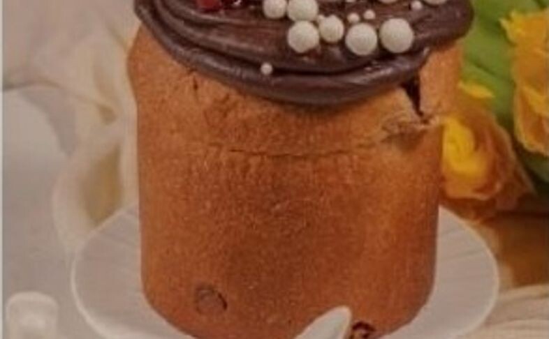 Пасхальный кулич с клюквой и белым шоколадом