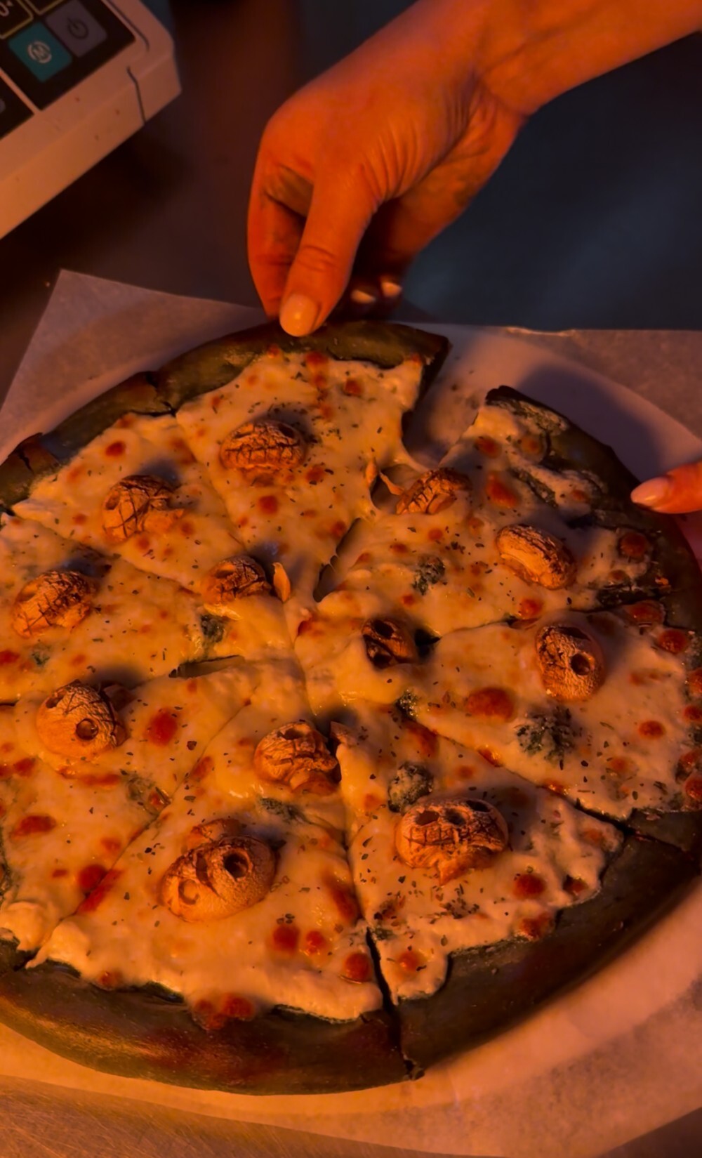 Пицца «Черный призрак»