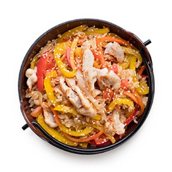 Вок с курицей в сладком чили