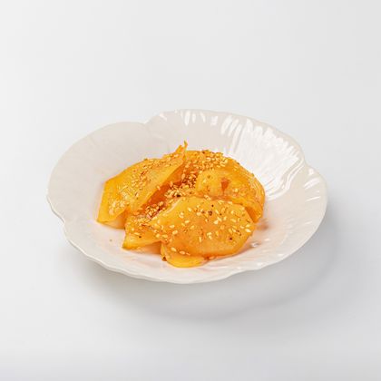 Ананасы в соке, апельсин кимчи