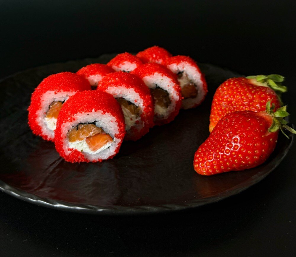 Калифорния с клубникой