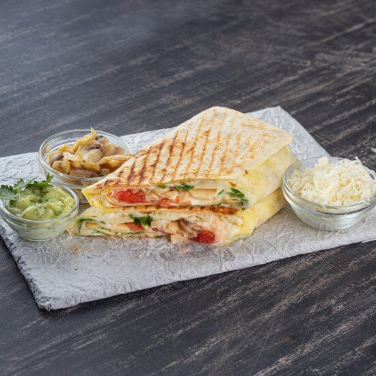 Сырный конверт с грибами и сыром