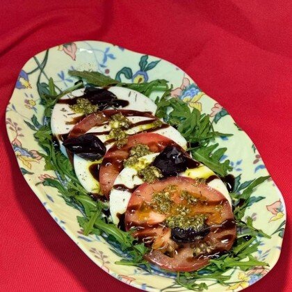 Салат Caprese / Капрезе