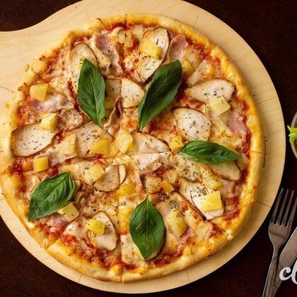 Пицца «Цыпленок-ананас»