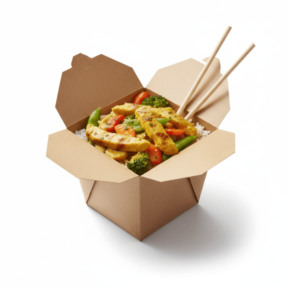 Вок с курицей, соусом карри и рисом