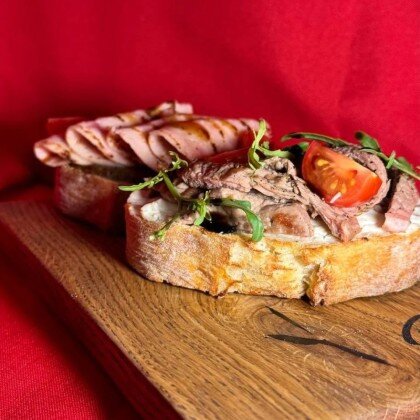 Брускетты Сon carne / мясные