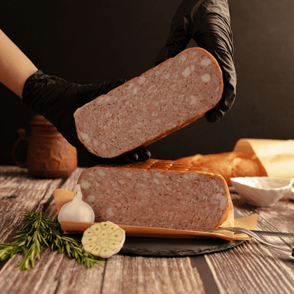 В/к колбасное изделие мясное. "Ветчина Полесская" высшего сорта