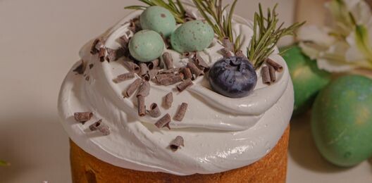 Пасхальный кулич с сухофруктами