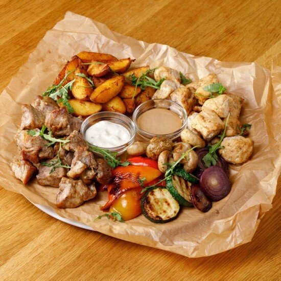 Плато шашлычное