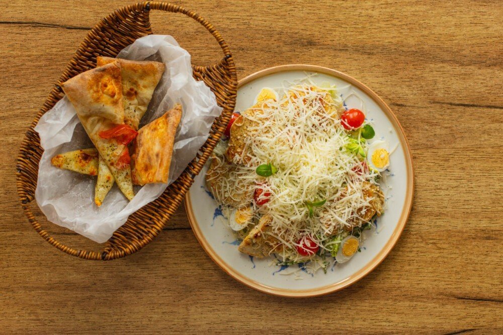 Цезарь с  курицей