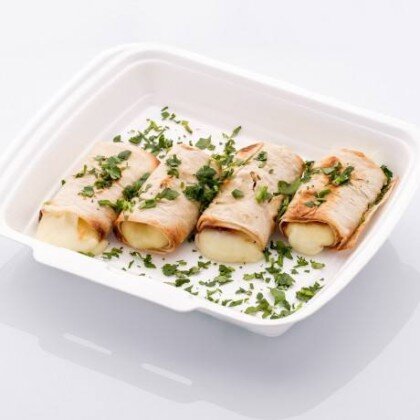 Сулугуни в лаваше на углях