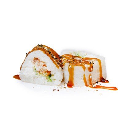 Ролл в рисовой бумаге с угрем и огурцом