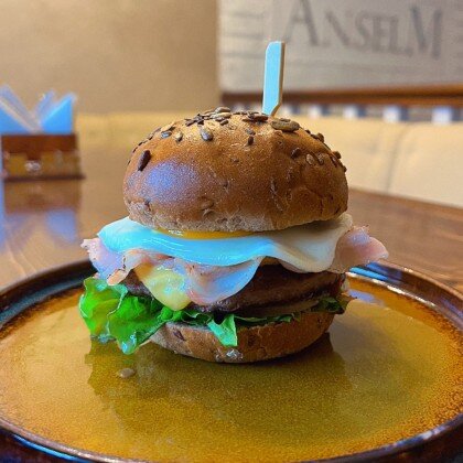 Бургер с говядиной