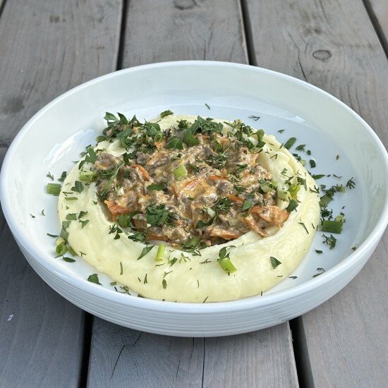 Бефстроганов с пюре