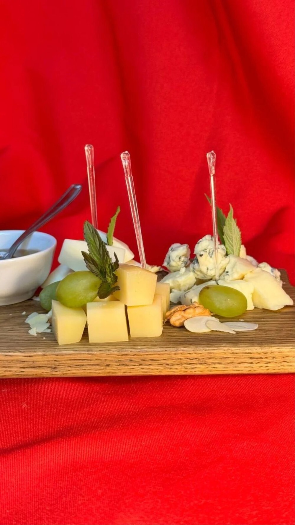 Piatto di formaggi / доска сыров