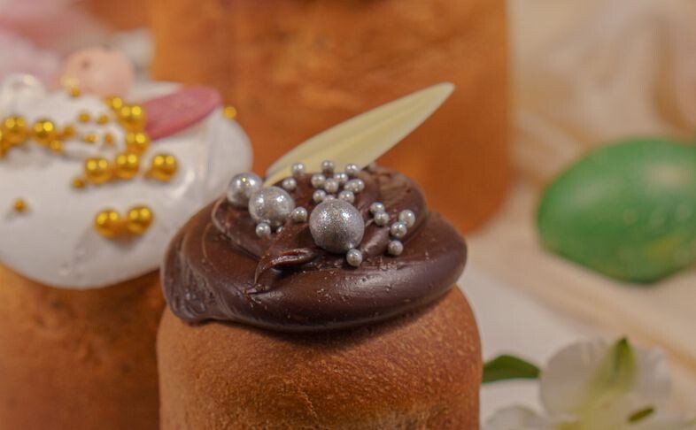 Пасхальный кулич с клюквой и белым шоколадом мини