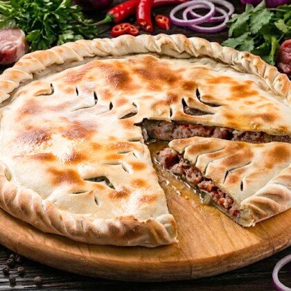 Пирог с говядиной и свининой