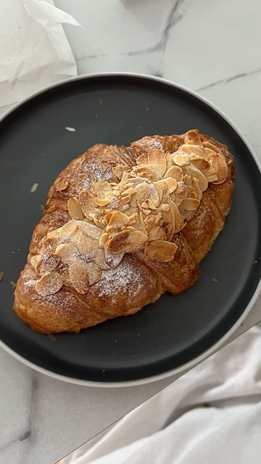 МИНДАЛЬНЫЙ КРУАССАН