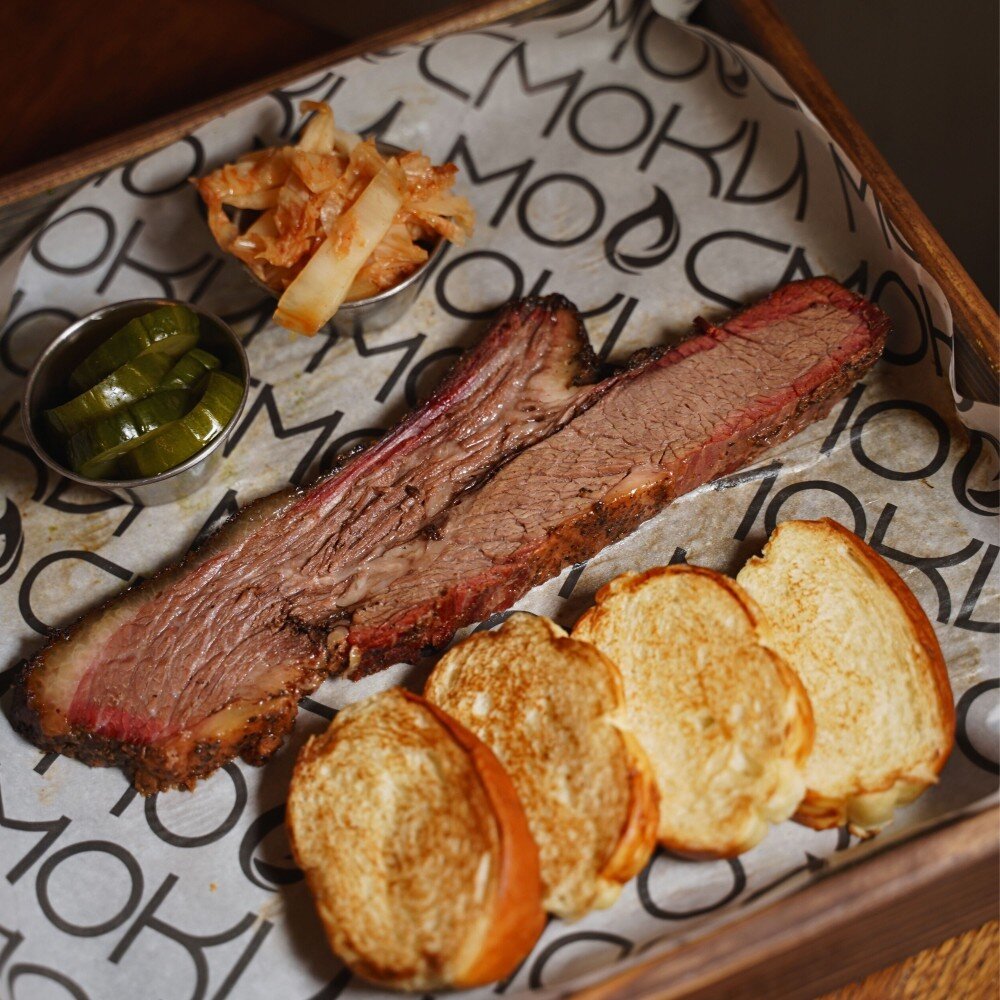 Фирменный брискет с домашней булочкой бриошь и маринадом